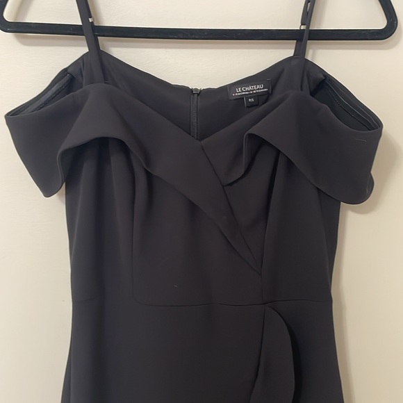 Le Château - Asymmetrical Formal Dress - Black - Small - Picture 4 of 5